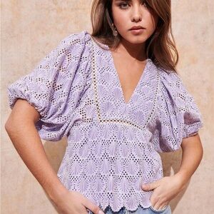 Saylor Loudon Lavender Lace Puff Sleeve Top XS